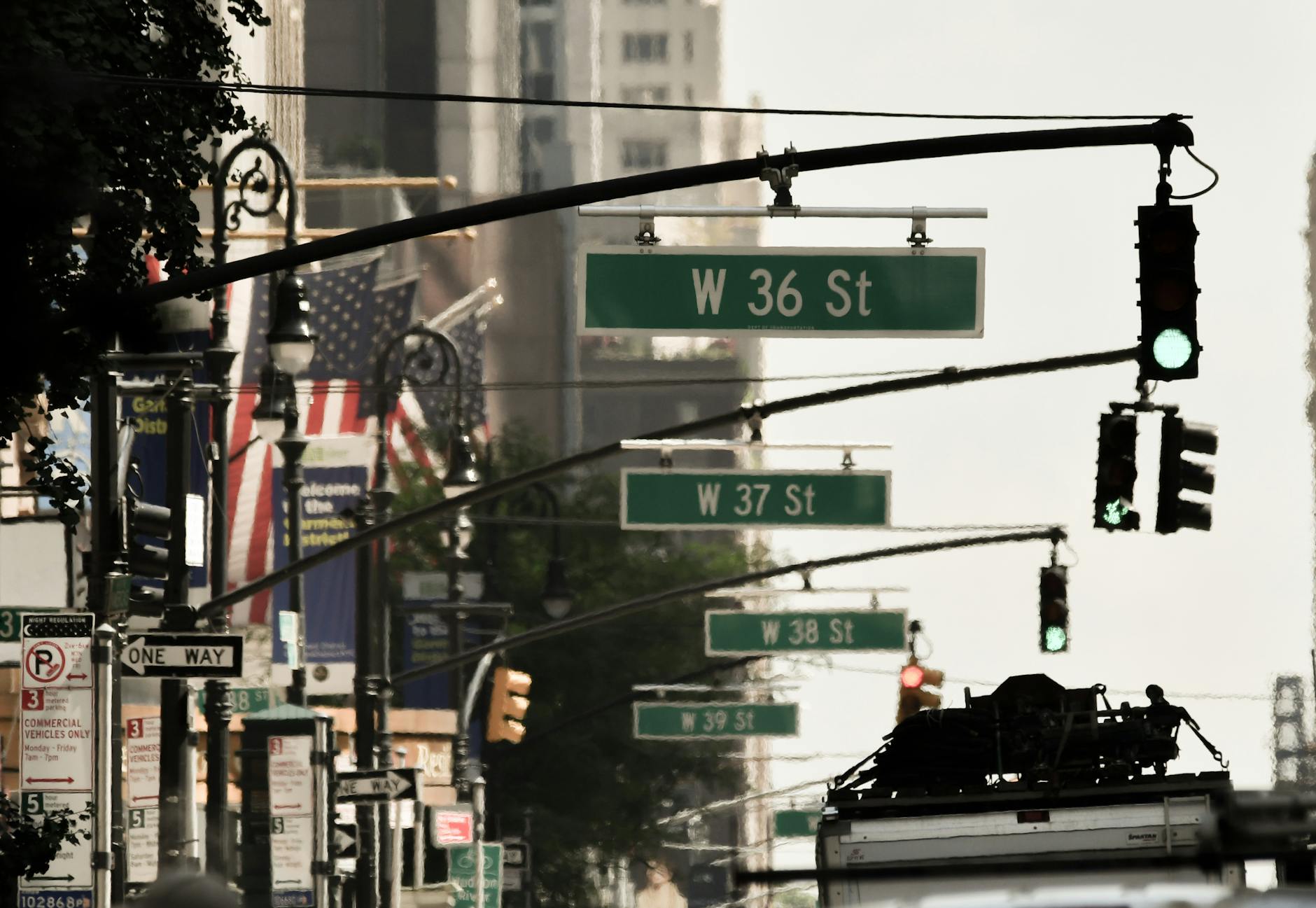 Inspirujący portret dobrego chłopca z Ełku zaangażowanego w społeczność lokalną